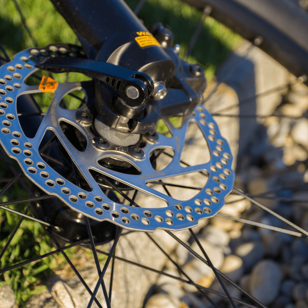 Selección de frenos en bici: ¿ frenos de disco o frenos de zapata  tradicionales?